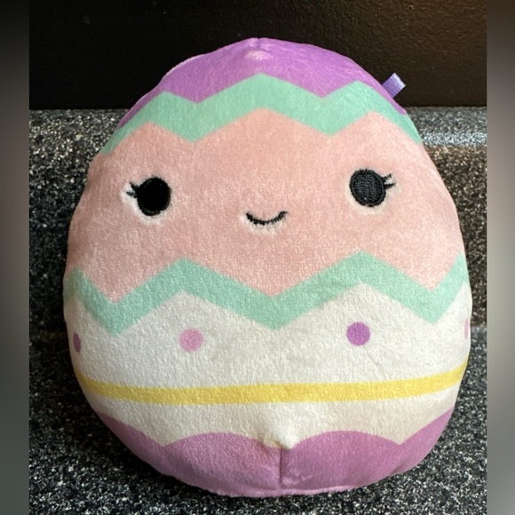 Squishmallow Flip a mallow Easter Egg Soft Plush - Picture 1 of 3